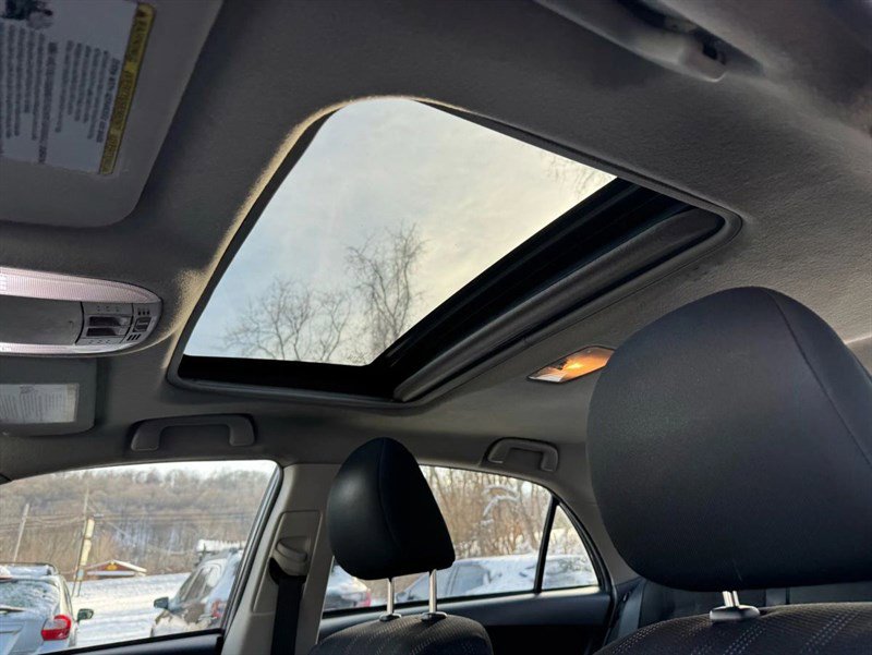 Used 2011 Toyota Corolla S image 18