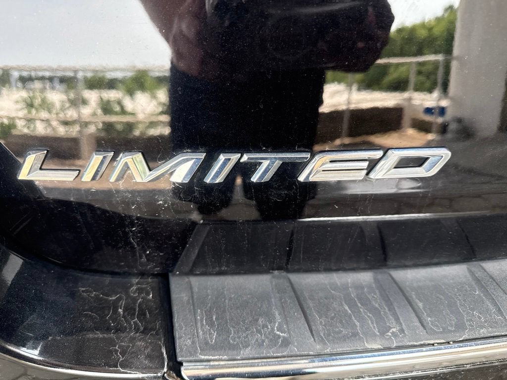 Used 2024 Ford Explorer Limited w/ Limited Technology Package AWD/4WD image 11