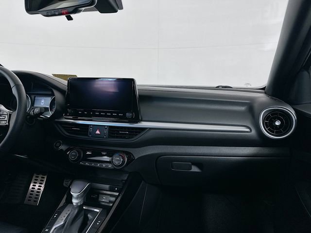 Used 2024 Kia Forte GT-Line w/ GT-Line Premium Package image 27