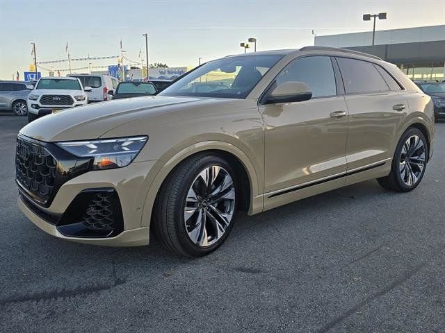Certified 2024 Audi Q8 Prestige image 3