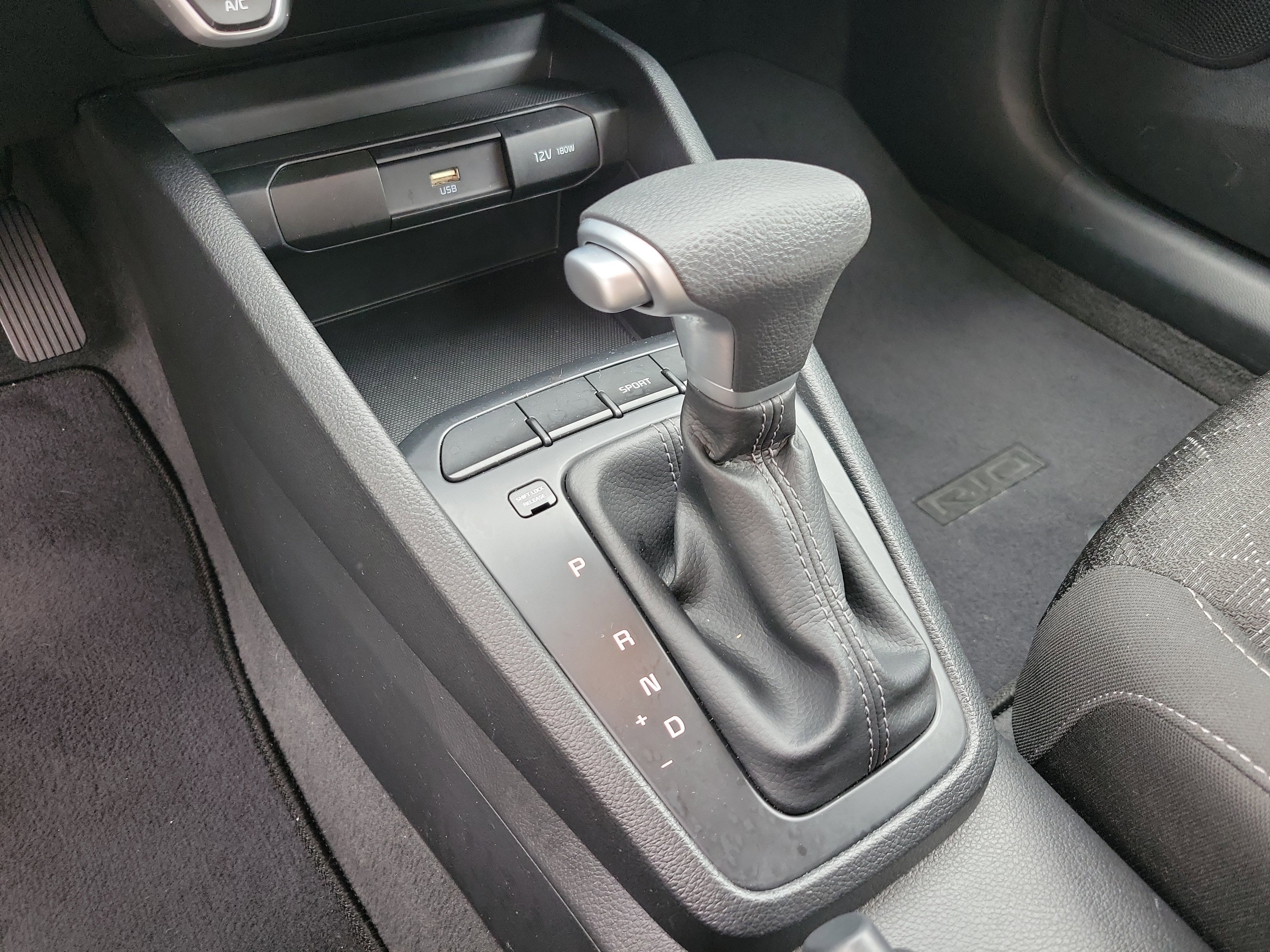 Used 2023 Kia Rio LX image 11