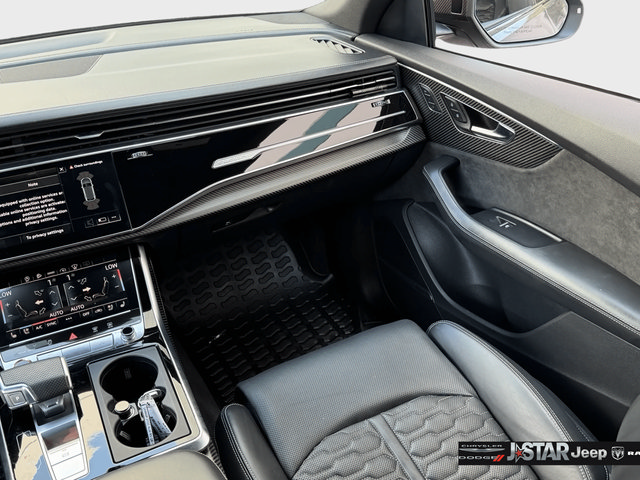 Used 2021 Audi RS Q8 AWD/4WD image 16