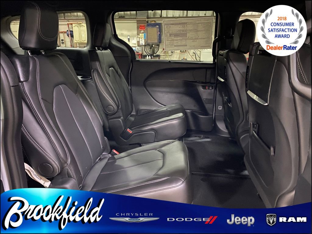 New 2026 Chrysler Pacifica Select image 20