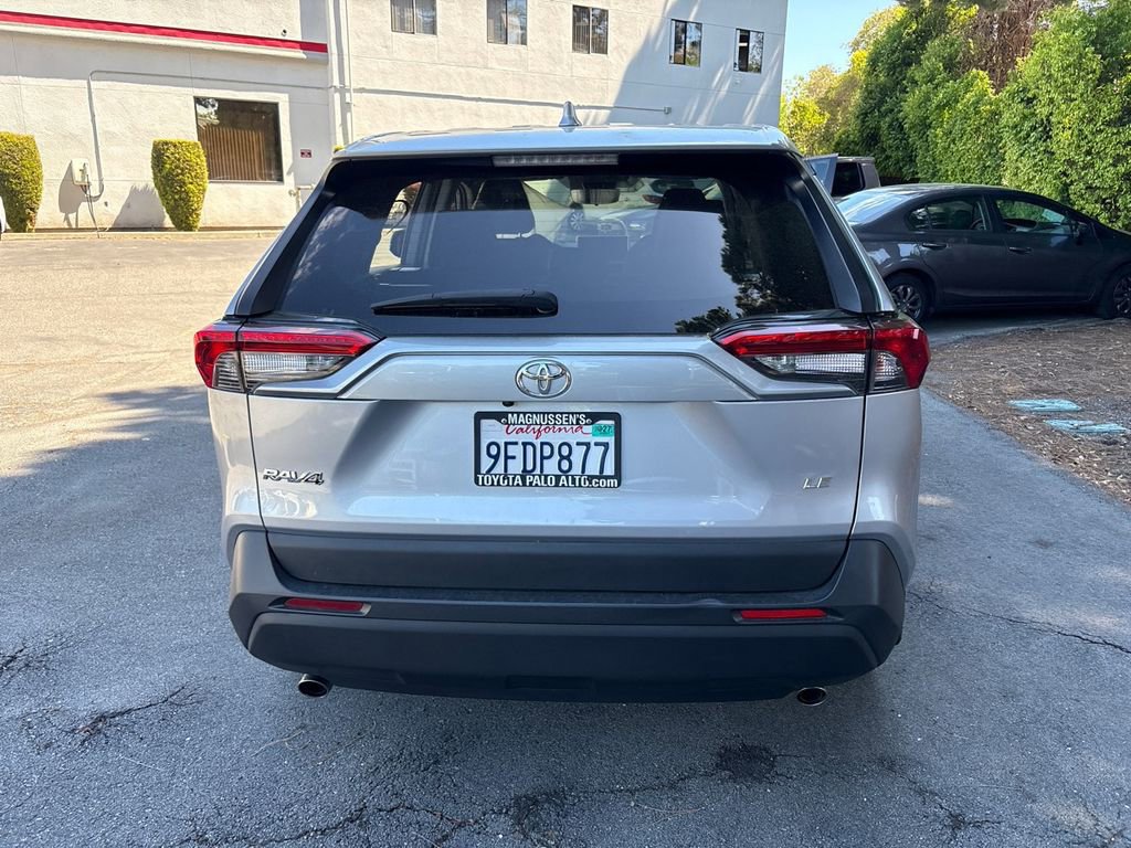 Used 2023 Toyota RAV4 LE FWD image 5