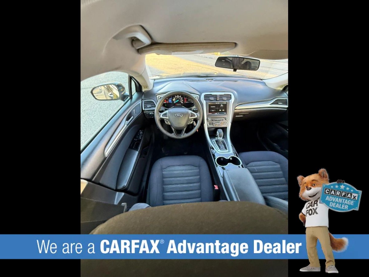 Used 2016 Ford Fusion SE FWD image 44