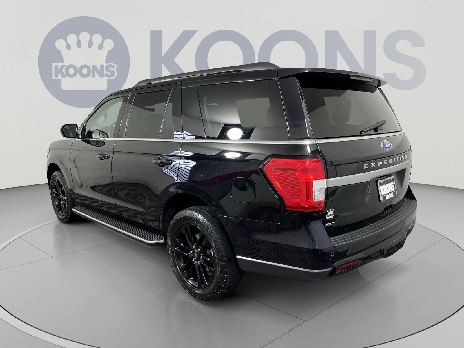 Certified 2023 Ford Expedition XLT AWD/4WD image 8