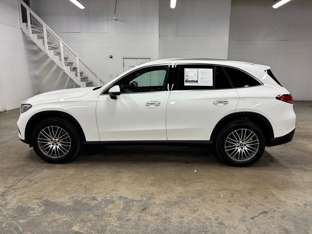Certified 2026 Mercedes-Benz GLC 300 image 5