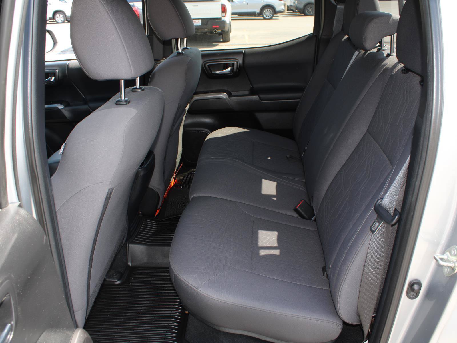 Used 2019 Toyota Tacoma TRD Off-Road AWD/4WD image 16