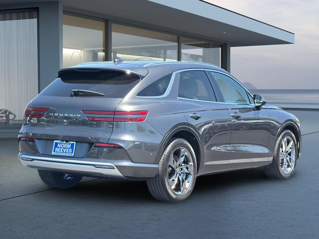 Used 2023 Genesis Electrified GV70 AWD/4WD image 4