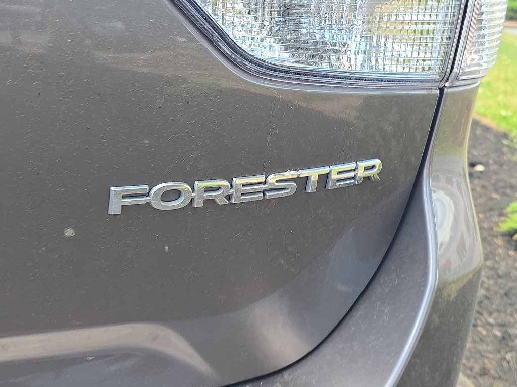 Used 2023 Subaru Forester Premium AWD/4WD image 12