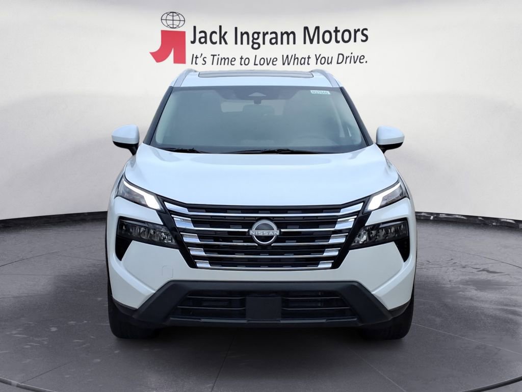 New 2026 Nissan Rogue SV image 8