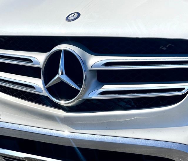 Used 2017 Mercedes-Benz GLC 300 image 4