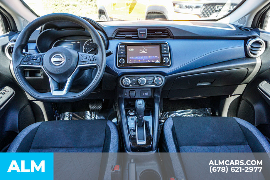Used 2025 Nissan Versa SV FWD image 23