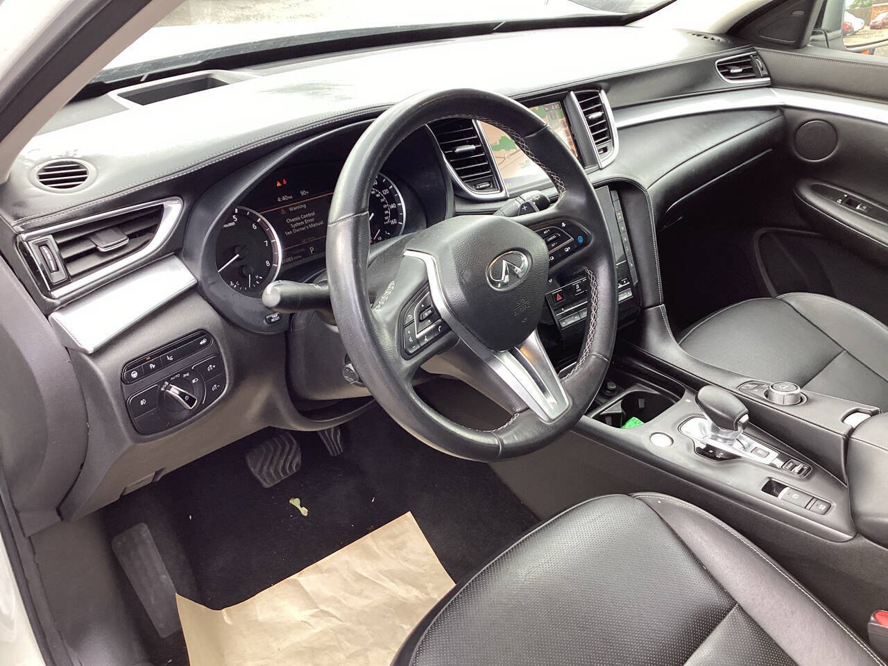 Used 2019 INFINITI QX50 Essential w/ Proactive Package AWD/4WD image 15