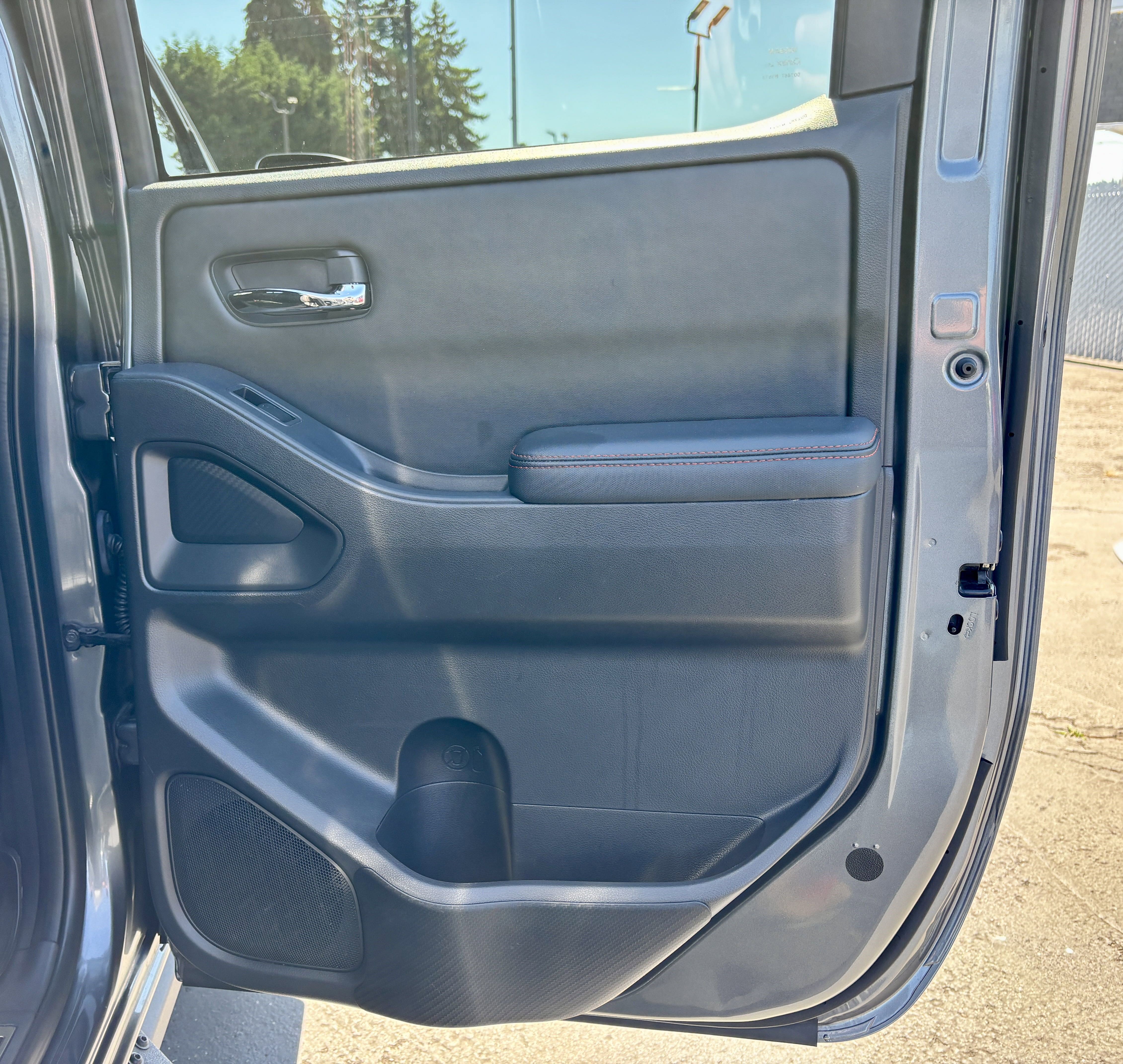 Used 2023 Nissan Frontier PRO-4X w/ Pro-4X Premium Package image 15