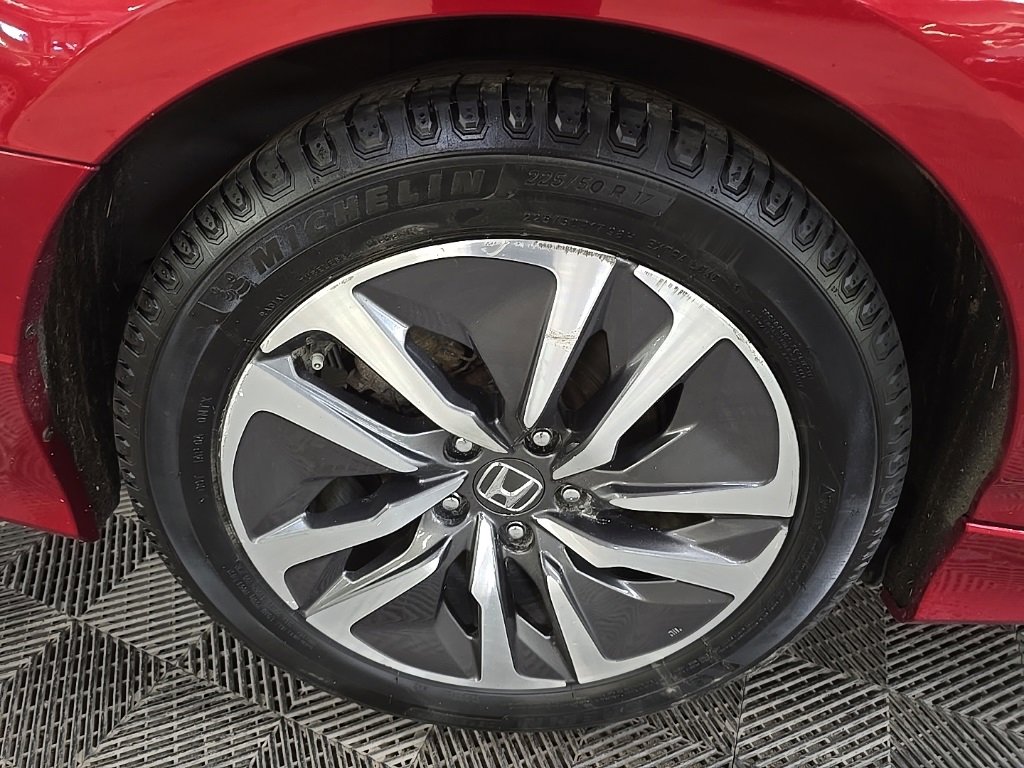 Used 2018 Honda Accord Hybrid image 13