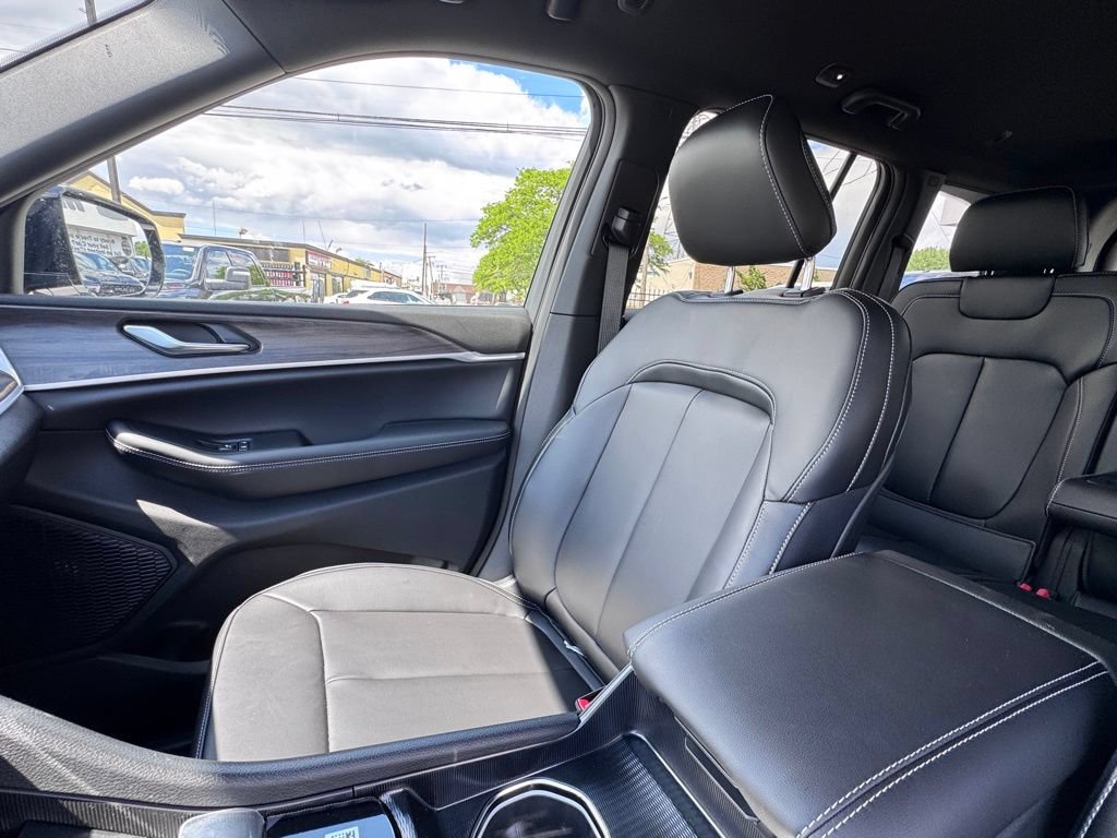 New 2026 Jeep Grand Cherokee Limited AWD/4WD image 14