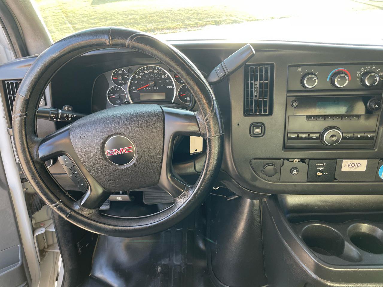 Used 2014 GMC Savana 2500 RWD image 14