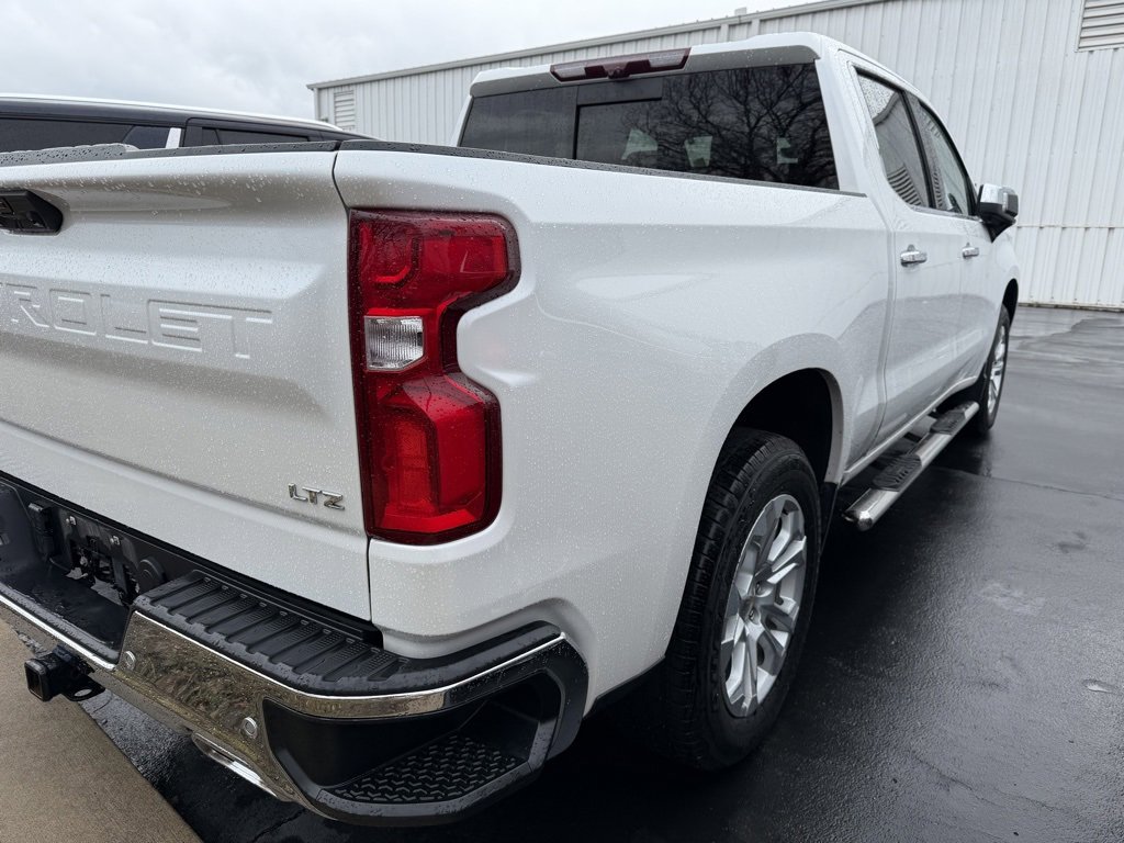 Used 2022 Chevrolet Silverado 1500 LTZ w/ Technology Package image 10