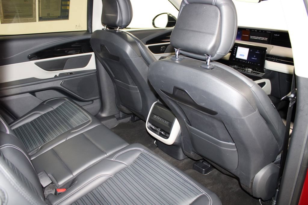 Used 2024 Lincoln Nautilus Reserve image 34