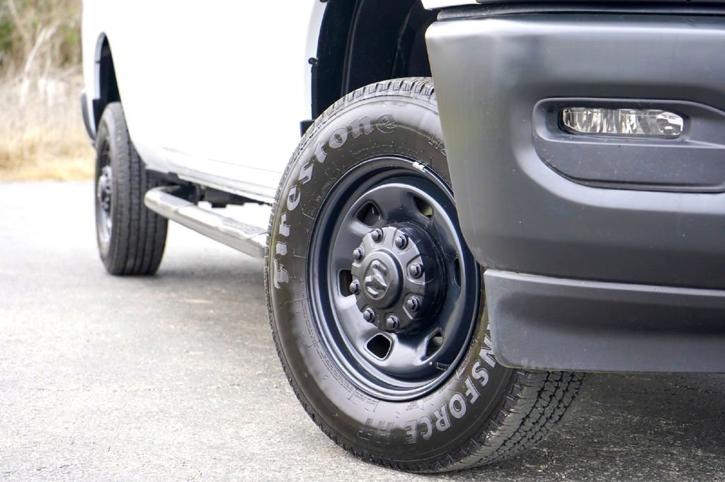 Used 2026 RAM 2500 Tradesman AWD/4WD image 3