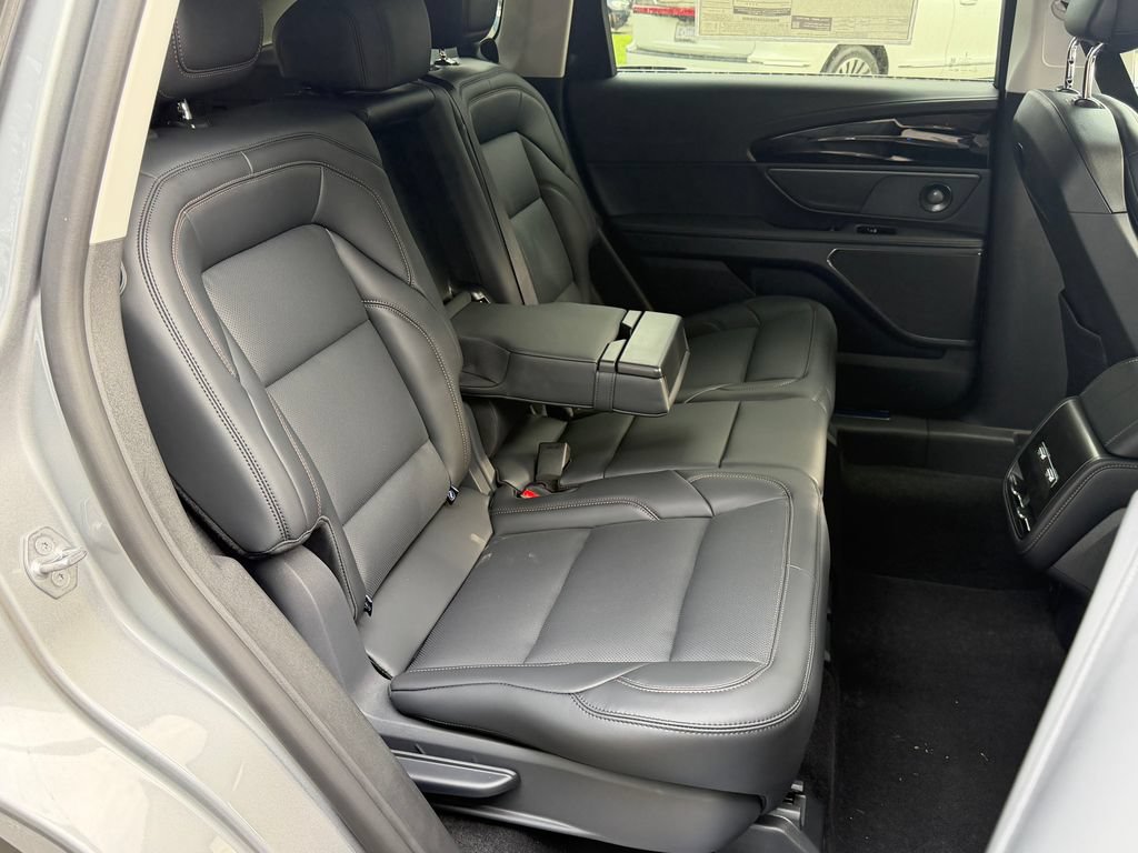 New 2026 Lincoln Nautilus Premier w/ Equipment Group 102A AWD/4WD image 18