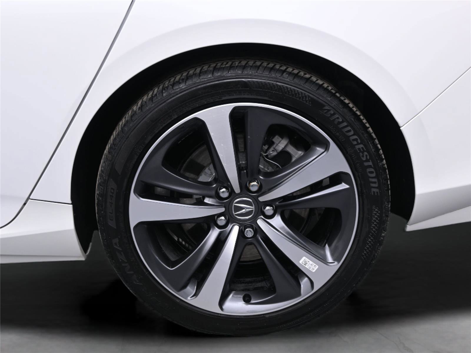 Certified 2025 Acura TLX w/ Technology Package image 12