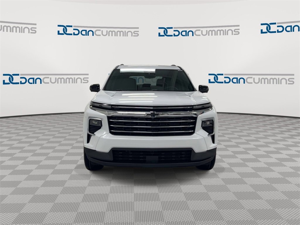 New 2026 Chevrolet Traverse LT w/ Driver Confidence Package image 3