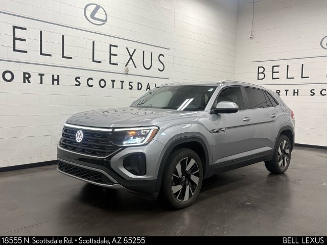 Used 2024 Volkswagen Atlas Cross Sport SE FWD image 9
