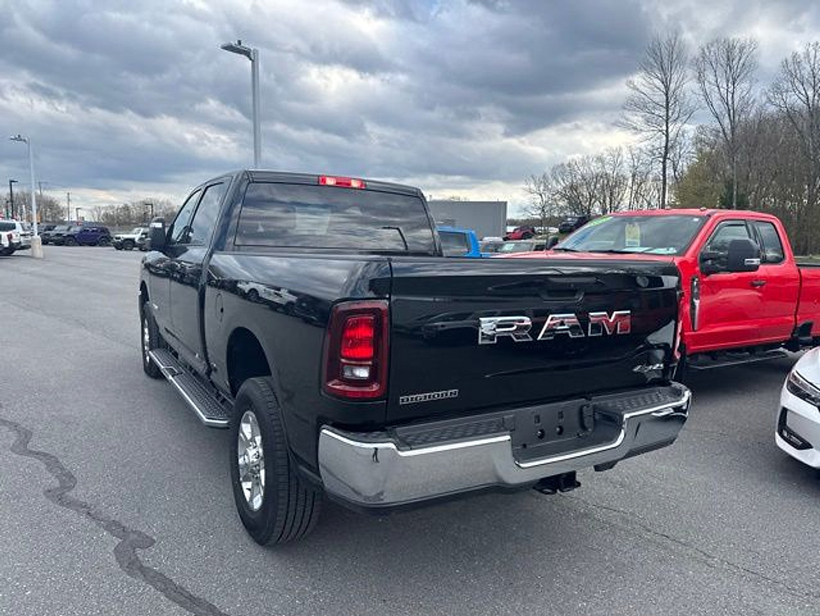 Used 2025 RAM 2500 Big Horn AWD/4WD image 13