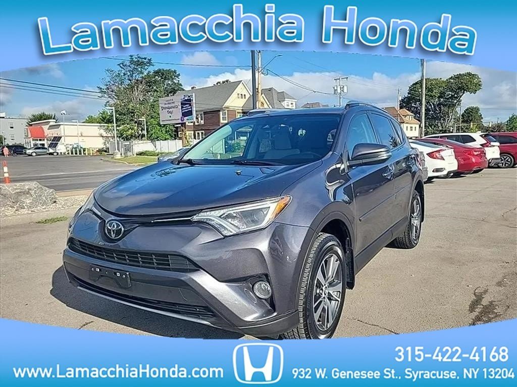 Used 2018 Toyota RAV4 XLE w/ Plus Extra Value Package AWD/4WD image 1