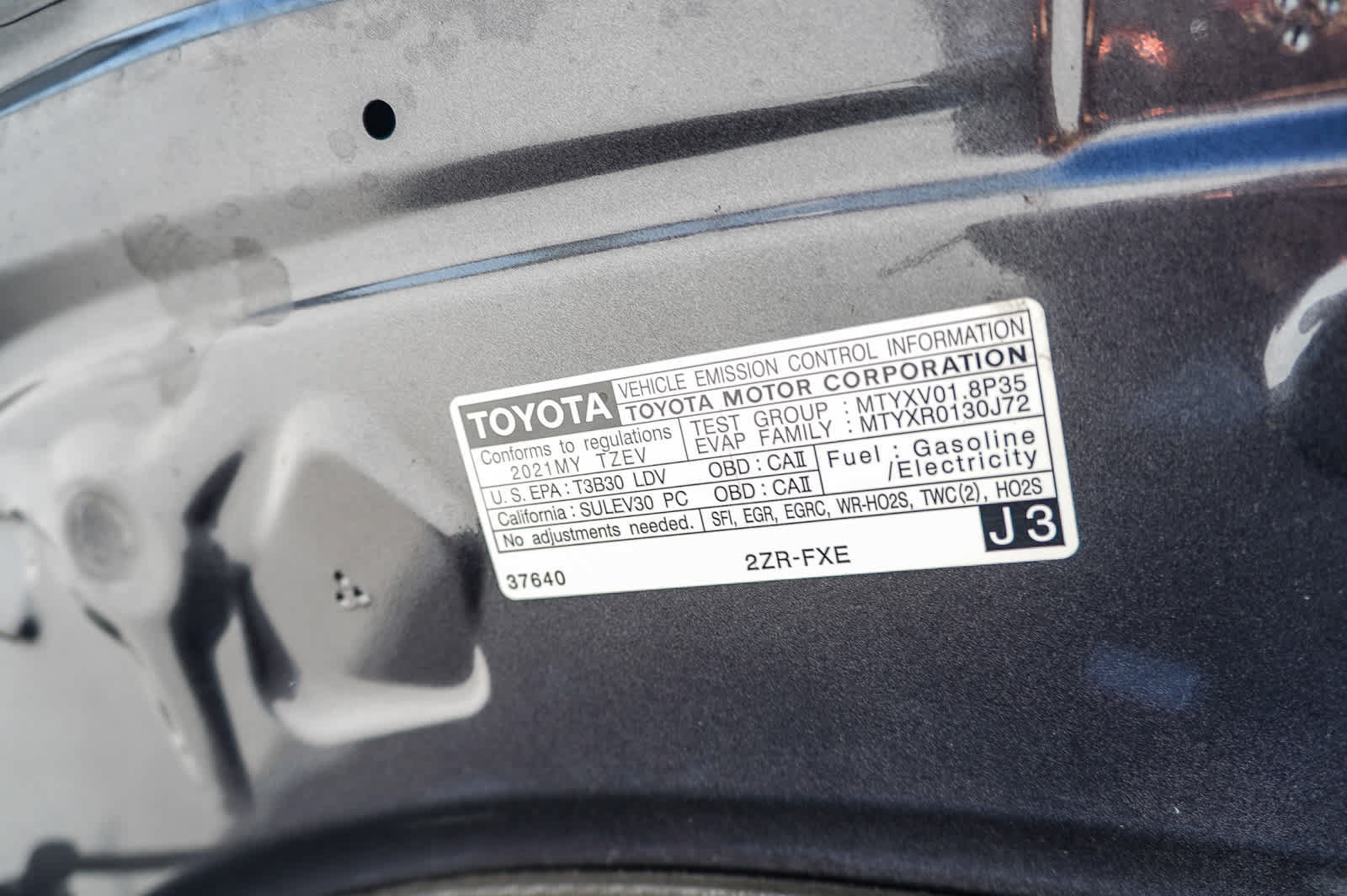 Certified 2021 Toyota Prius Prime XLE w/ Carpet Mat Package (TMS) FWD image 31