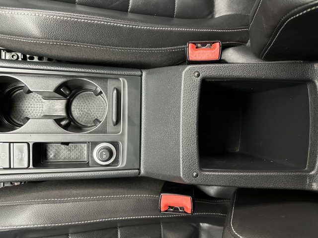 Used 2017 Volkswagen Golf R 4-Door AWD/4WD image 20