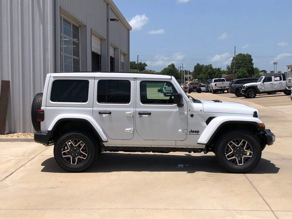 New 2025 Jeep Wrangler Sahara w/ Safety Group image 9
