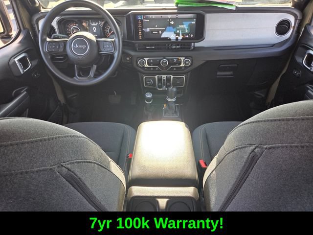 Certified 2025 Jeep Gladiator Sport AWD/4WD image 16