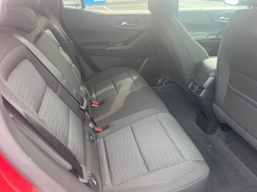 New 2027 Chevrolet Equinox LT FWD image 28