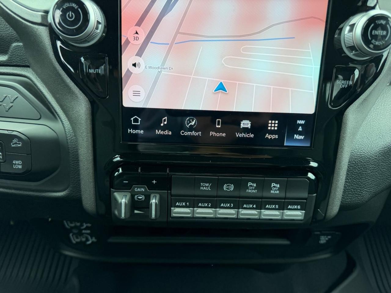 New 2026 RAM 2500 Warlock AWD/4WD image 16