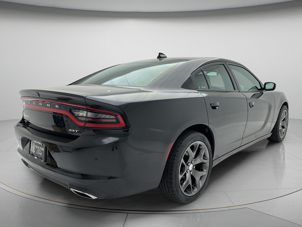 Used 2015 Dodge Charger SXT w/ AWD Plus Group image 5