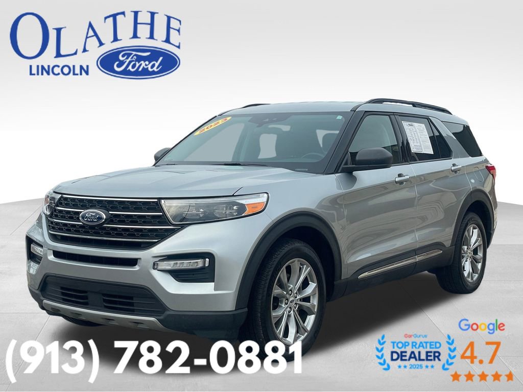 Used 2023 Ford Explorer XLT w/ Equipment Group 202A image 3