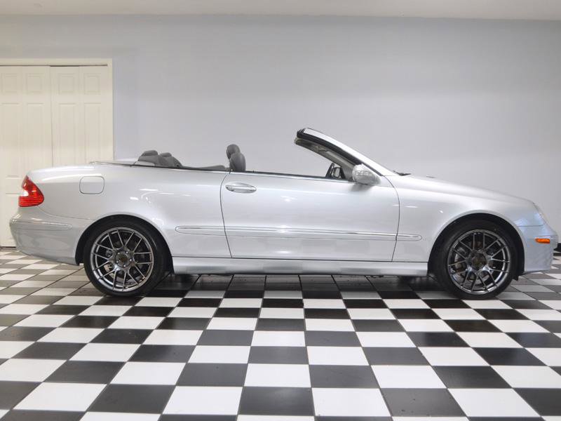 Used 2006 Mercedes-Benz CLK 350 Cabriolet w/ Premium Pkg image 11