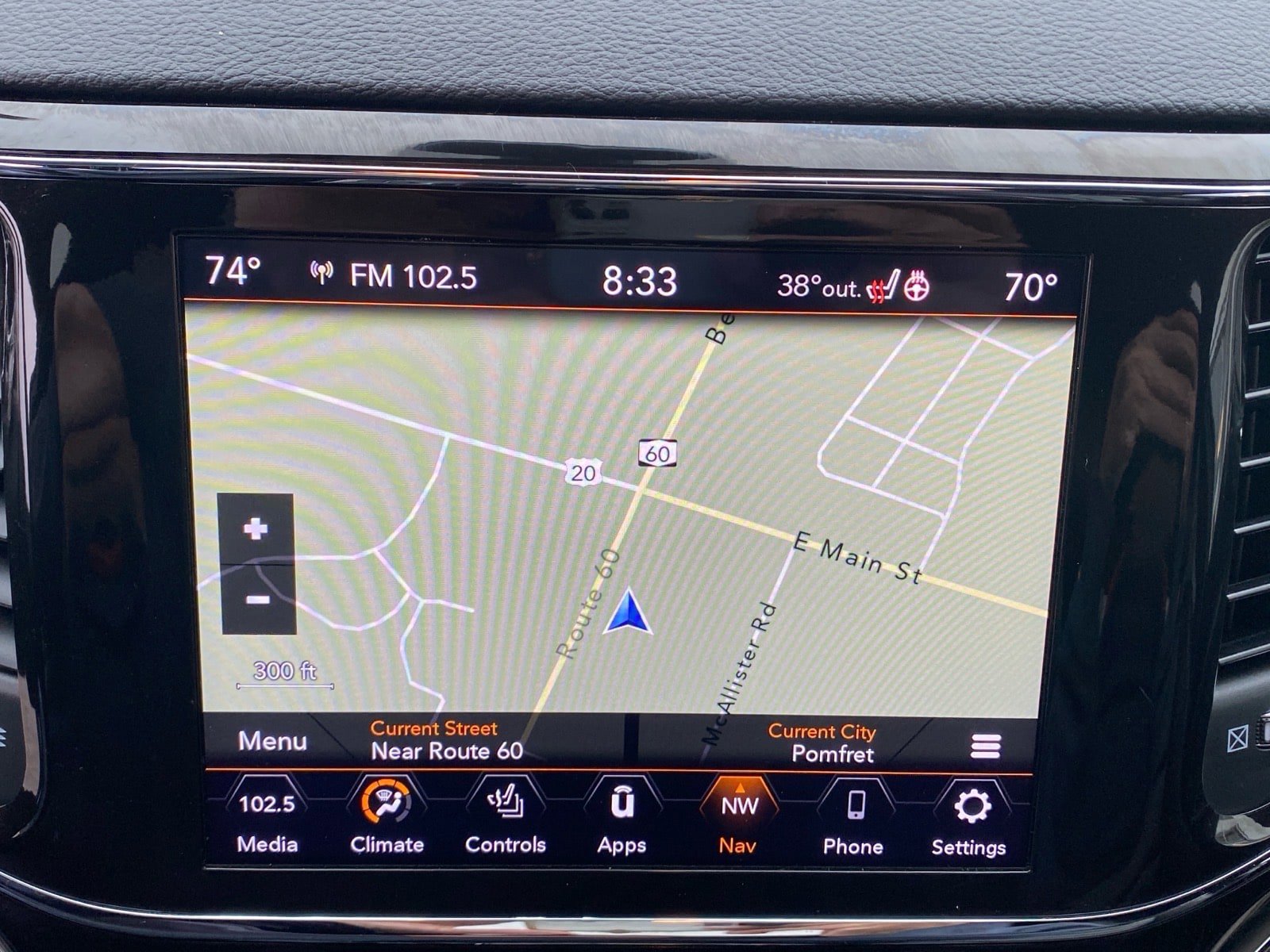 Used 2021 Jeep Grand Cherokee Limited AWD/4WD image 16