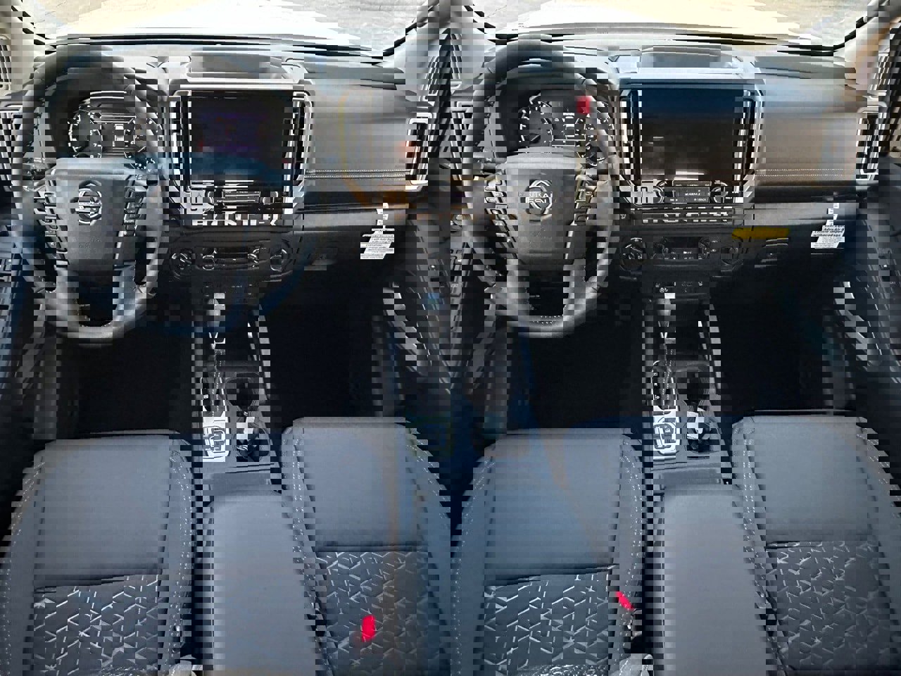 New 2026 Nissan Frontier SV image 9