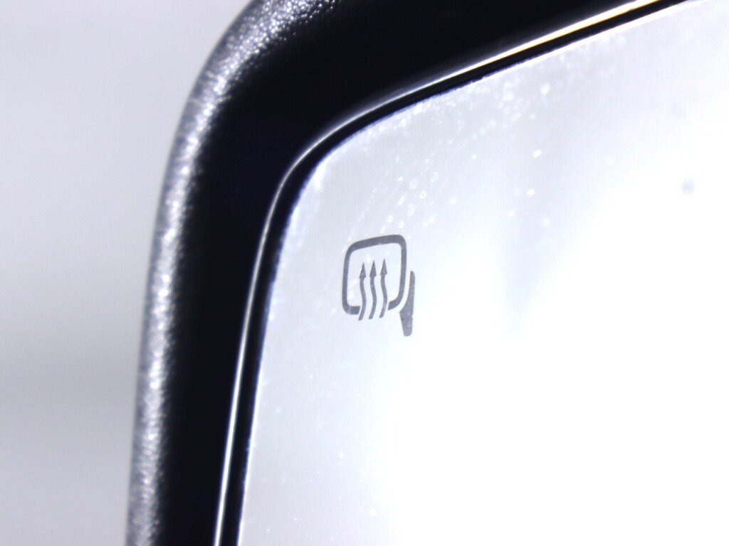 Used 2016 Ford F350 Platinum w/ Platinum Package AWD/4WD image 32