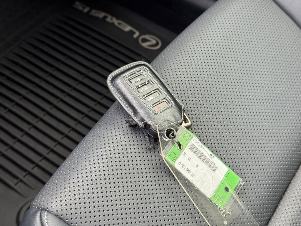 Certified 2020 Lexus IS 300 F Sport image 39