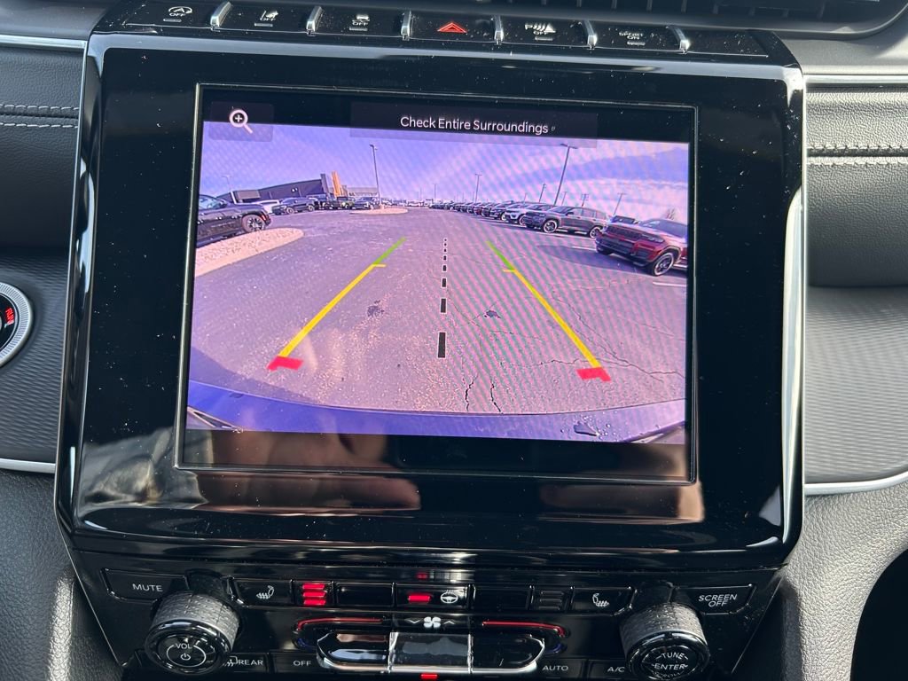 New 2025 Jeep Grand Cherokee L Altitude image 14