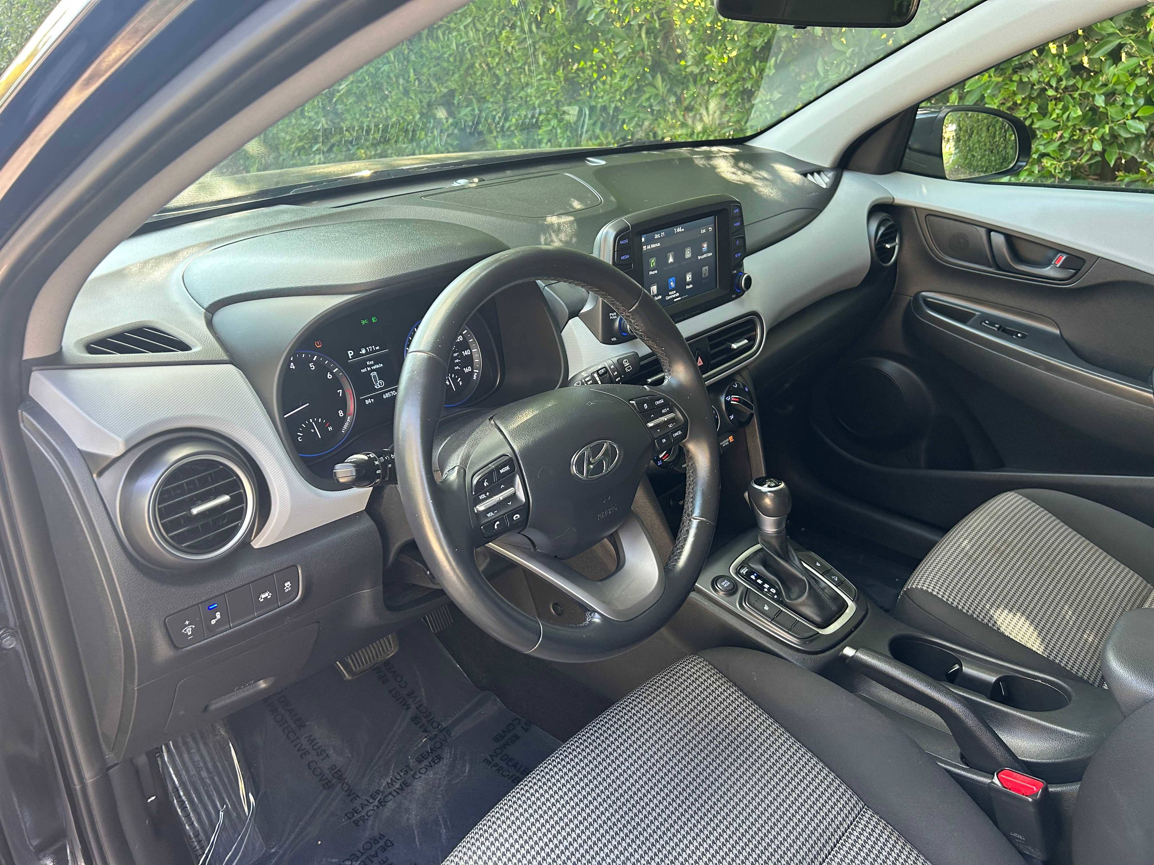 Used 2018 Hyundai Kona SEL w/ SEL Tech Package 02 image 12