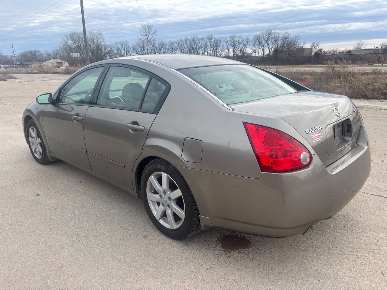 Used 2005 Nissan Maxima 3.5 SL w/ (S03) Driver Preferred Pkg image 8