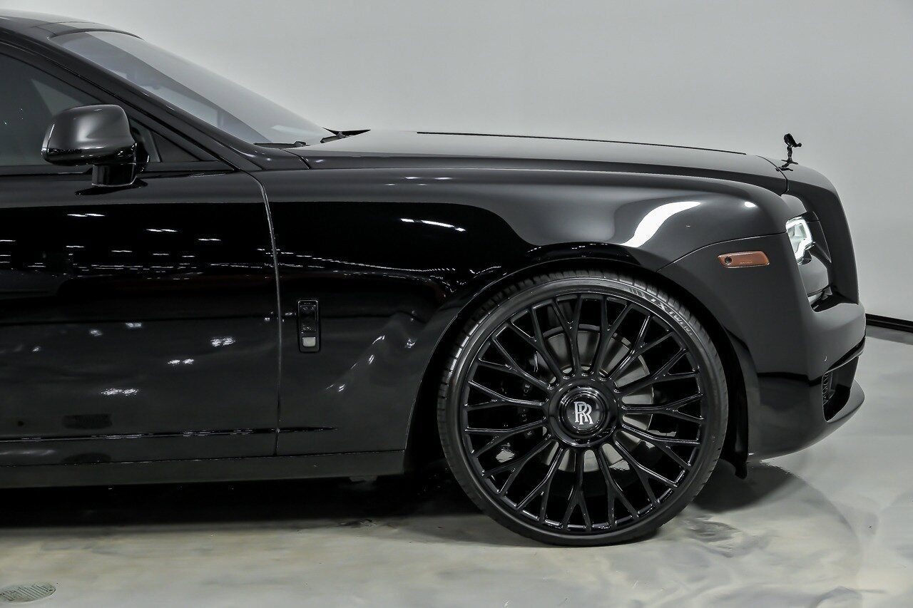 Used 2020 Rolls-Royce Ghost RWD image 15