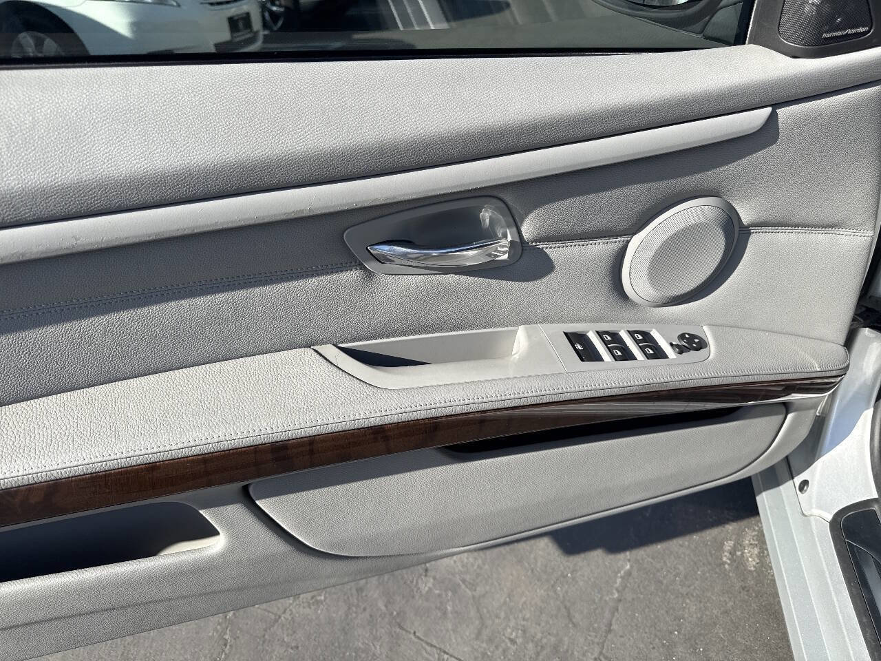 Used 2011 BMW 328i Convertible RWD image 26