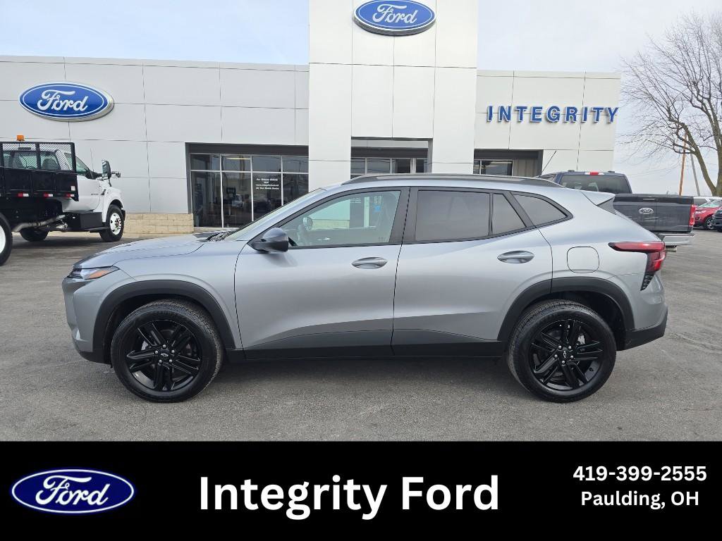 Used 2025 Chevrolet Trax ACTIV w/ Sunroof Package image 1